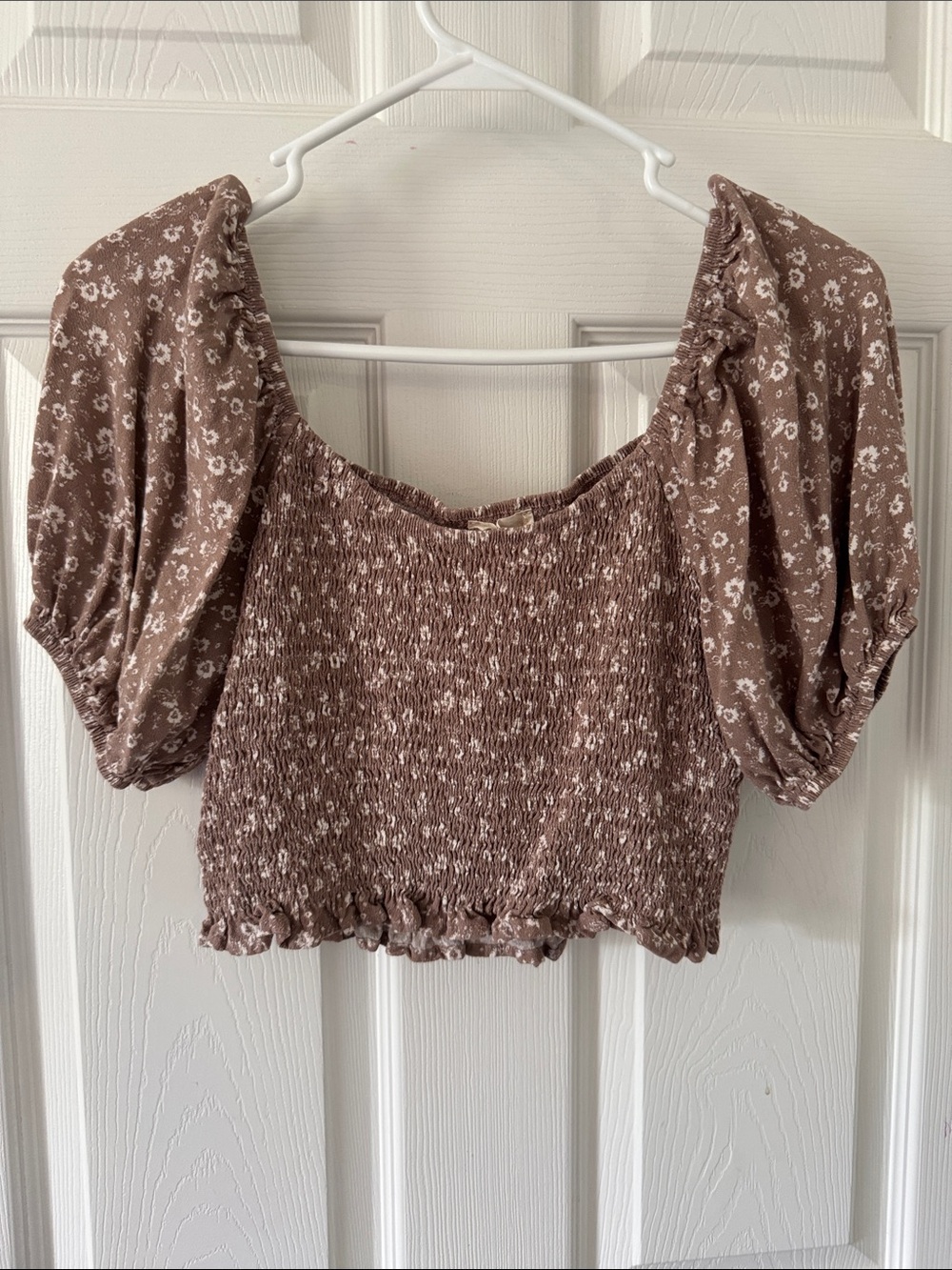 Altar'd State Brown Floral Smocked Puff Sleeve Crop Top